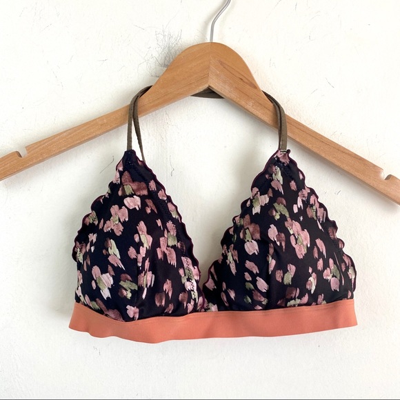 H&M Other - H&M Floral Triangle Bikini Top